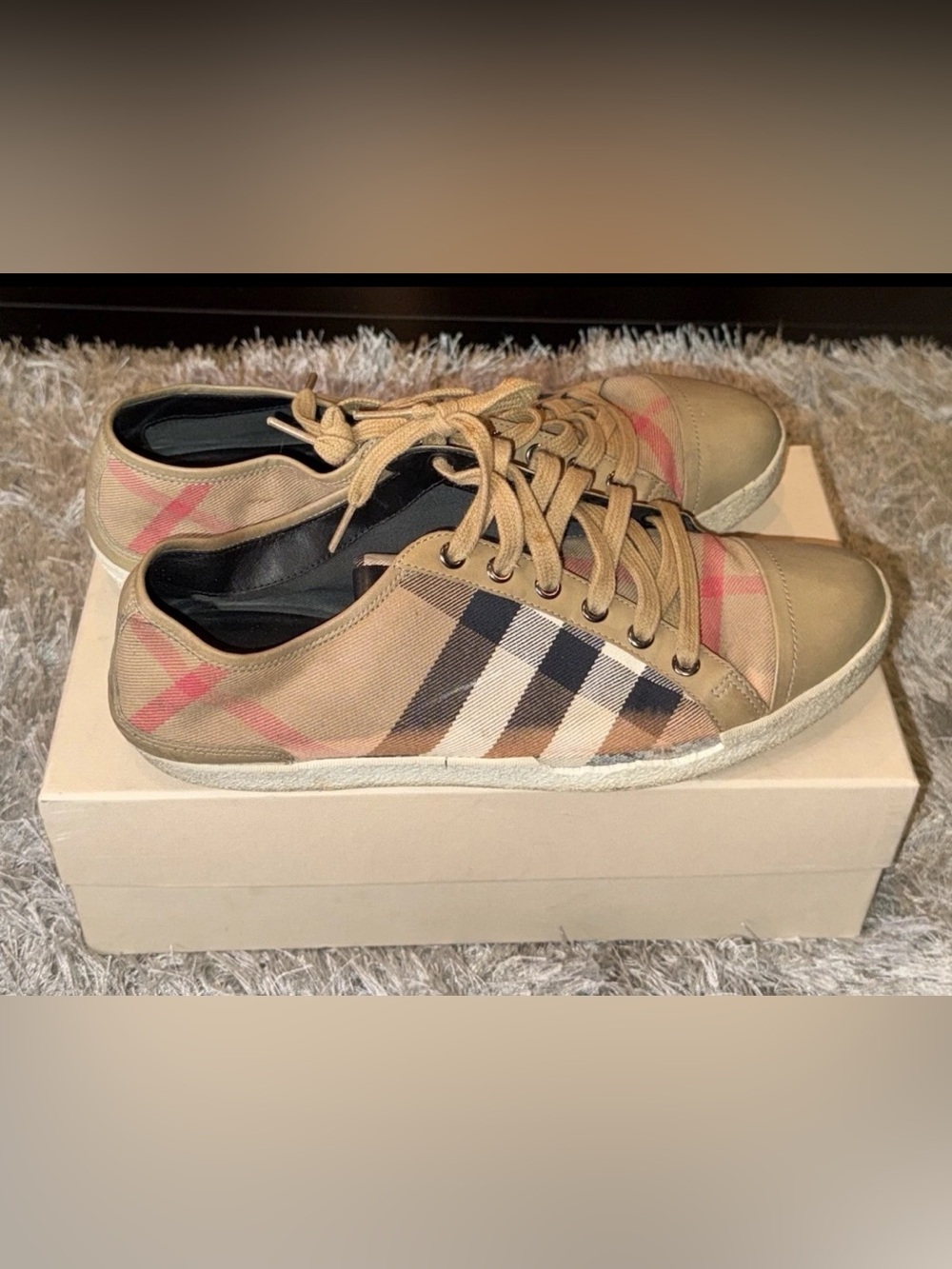 Authentic Burberry Nova Check Lace-Up Women’s Sneakers EUR Size: 41 - Picture 3 of 6